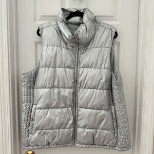 Silver puffer jacket with pockets from Old Navy.